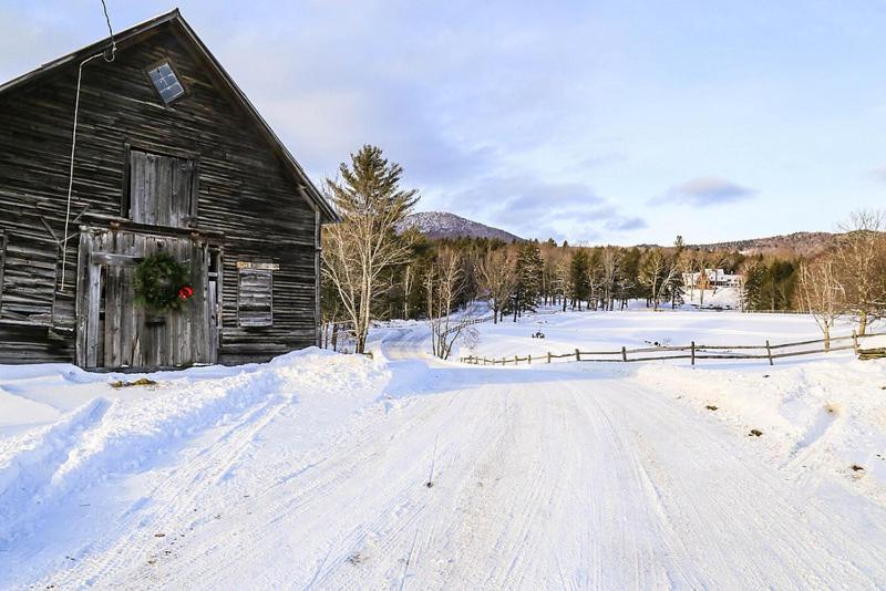 Edson Hill - A Distinctive Country Inn ストー エクステリア 写真