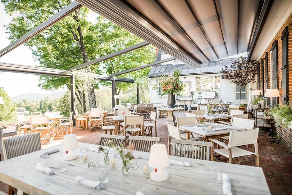 Edson Hill - A Distinctive Country Inn ストー エクステリア 写真