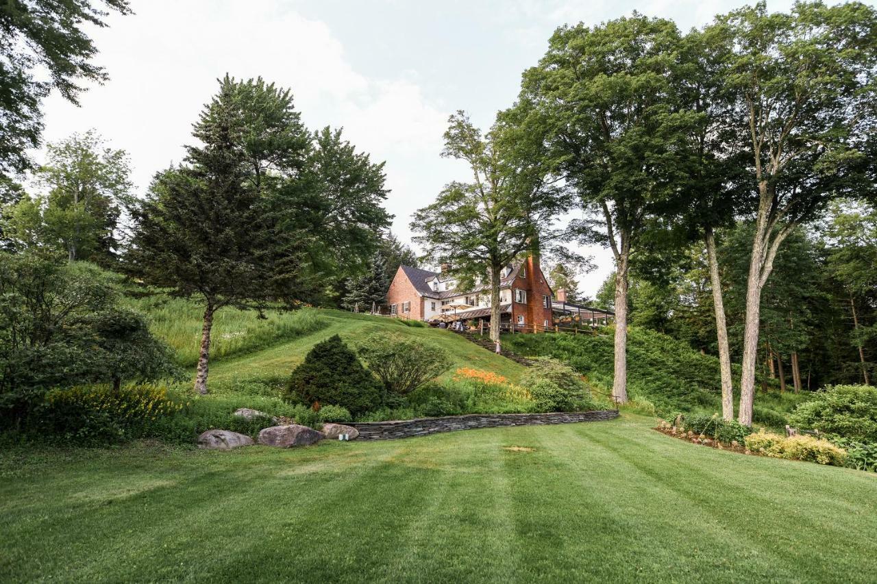 Edson Hill - A Distinctive Country Inn ストー エクステリア 写真